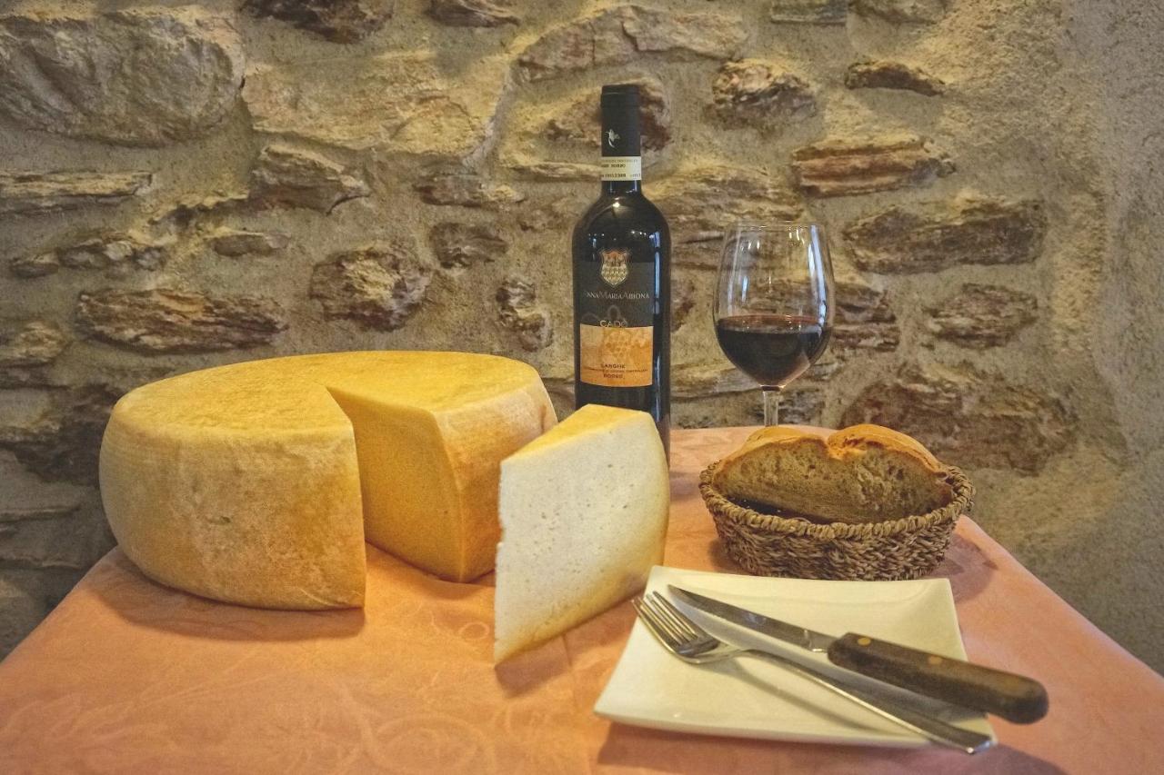 Pensione Albergo Diffuso Ceaglio Valle Maira Marmora Exterior foto