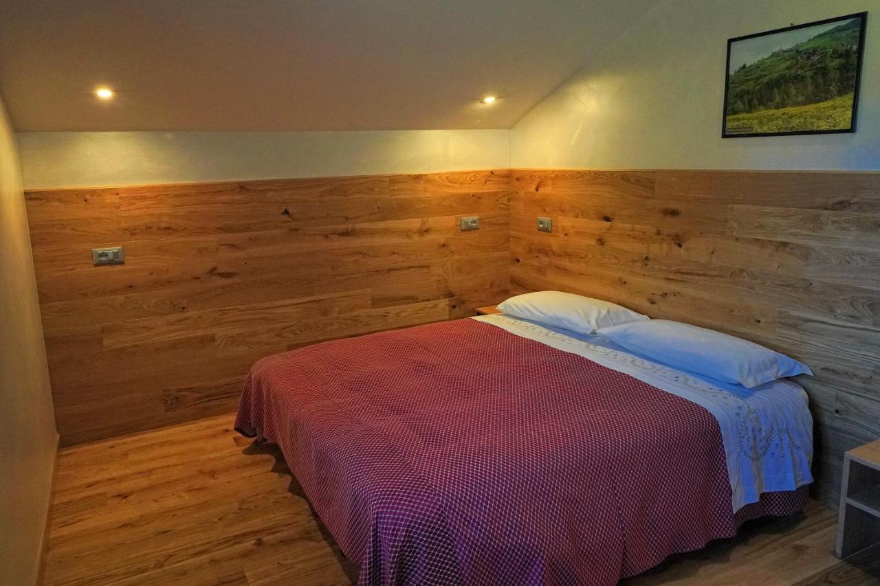 Pensione Albergo Diffuso Ceaglio Valle Maira Marmora Exterior foto
