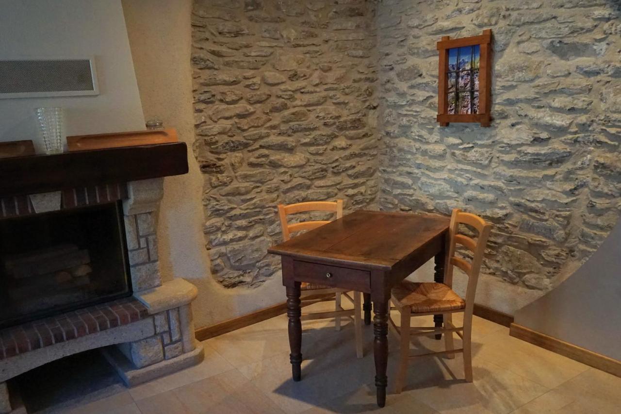 Pensione Albergo Diffuso Ceaglio Valle Maira Marmora Exterior foto